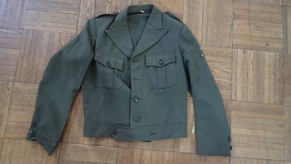 Lot composé d'un blouson portugais en drap...