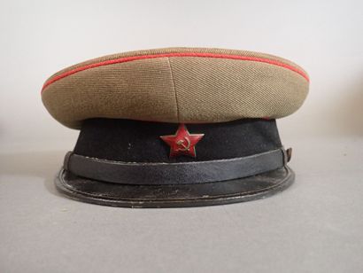 Casquette soviétique de tankiste en drap...