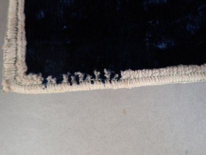 Coste et Bellonte. Petit tapis de table commérant...