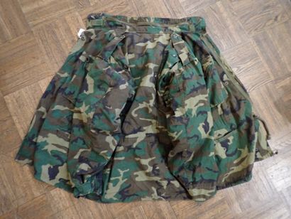 US- Veste M-65 en toile camouflée Woodland....