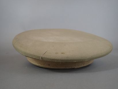 Casquette d’officier de l’armée royale d’Arabie...