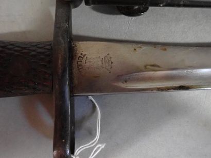 Baïonnette espagnole modèle 1941. Poignée...