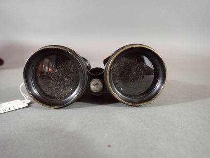 Lot: Paire de jumelles Chevallier «Chasseurs...