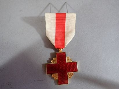 Médaille de la Croix Rouge (3e degré) en...