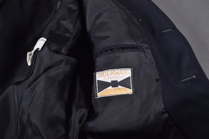 Un uniforme de sapeur-pompiers Vareuse, pantalon...