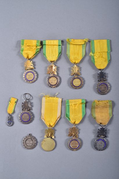 FRANCE. Ensemble de dix médailles militaires...