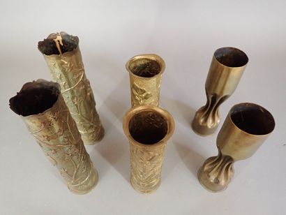 3 paires de douilles de 75 gravées ou travaillées...