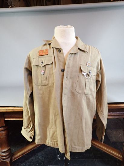 Veste d’uniforme Viêt-Cong, armée NVA, en...