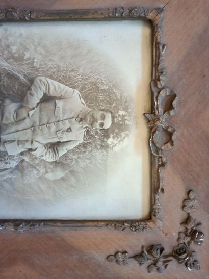 Photographie d’un officier du 332e R.I. portant...