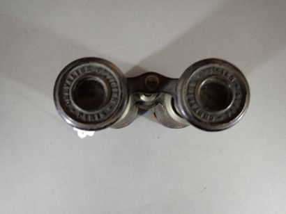 Lot: Paire de jumelles Chevallier «Chasseurs...