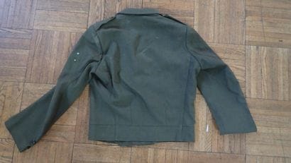 Lot composé d'un blouson portugais en drap...