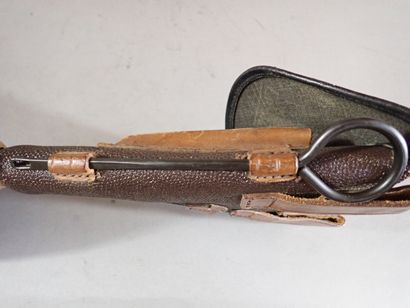 Etui règlementaire pour revolver Nagant Modèle...