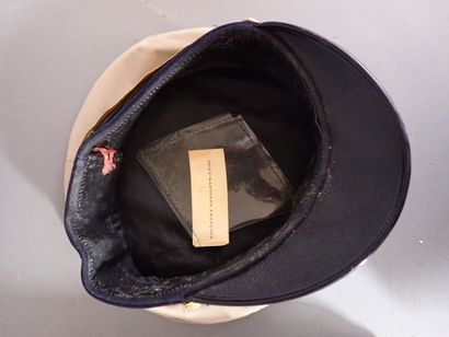 Uniforme d’été de capitaine de frégate de...