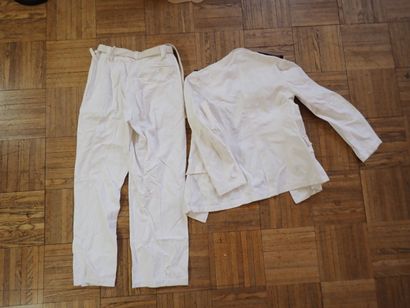 Uniforme d’été de capitaine de frégate de...