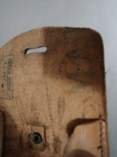 Cartouchière en cuir pour chargeurs de MAT...