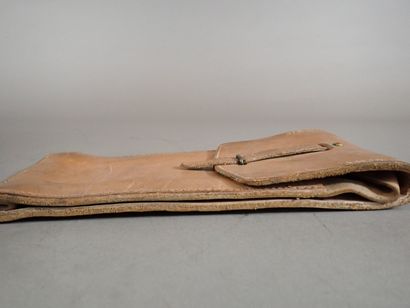 Cartouchière en cuir pour chargeurs de MAT...