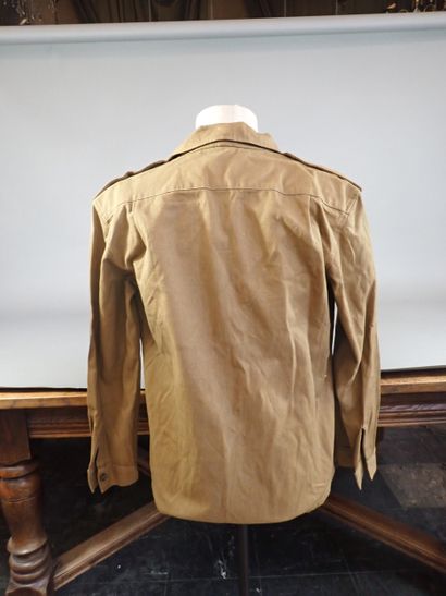 Veste d’uniforme Viêt-Cong, armée NVA, en...