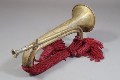 JAP. Clairon en laiton, avec son embouchure...
