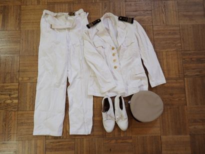 Uniforme d’été de capitaine de frégate de...