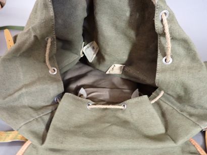Sac à dos français de Montagne modèle 51en...