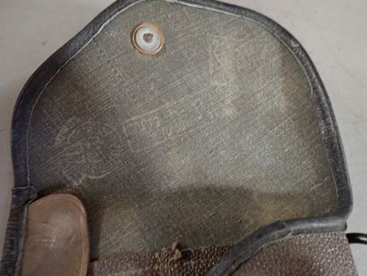 Etui règlementaire pour revolver Nagant Modèle...