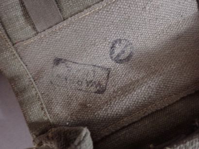 Lot TAP : musette TTA modèle 51 à l’état...