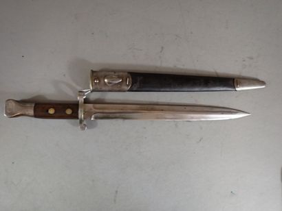 Baïonnette britannique modèle 1888 MkI. Poignée...