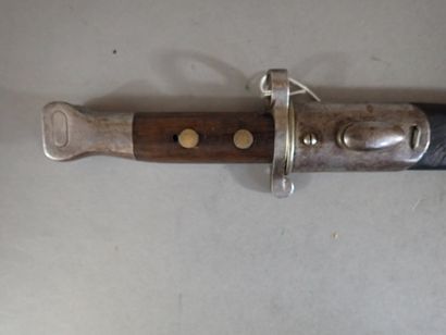 Baïonnette britannique modèle 1888 MkI. Poignée...