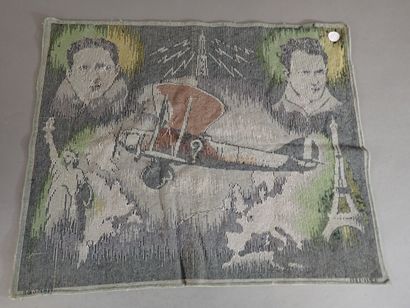 Coste et Bellonte. Petit tapis de table commérant...