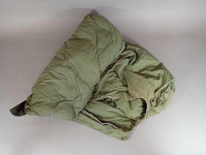 Sac de couchage sarcophage en toile OD-7...