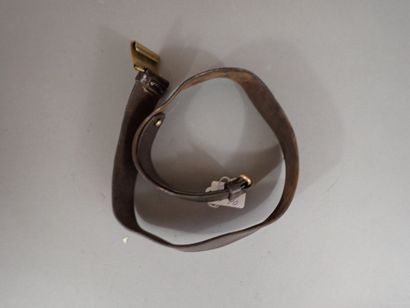 Ceinturon Viêt-Cong en cuir avec boucle en...