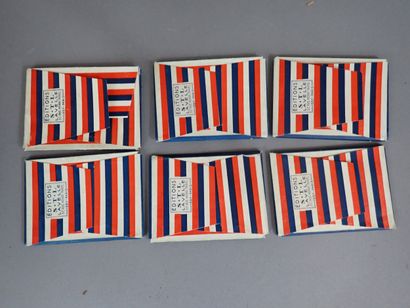 Libération de Paris. 6 petites pochettes...