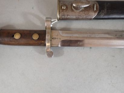 Baïonnette britannique modèle 1888 MkI. Poignée...