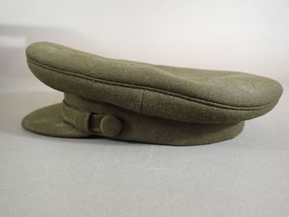 Casquette soviétique entièrement en drap...