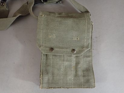 Lot TAP : musette TTA modèle 51 à l’état...