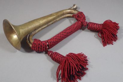 JAP. Clairon en laiton, avec son embouchure...