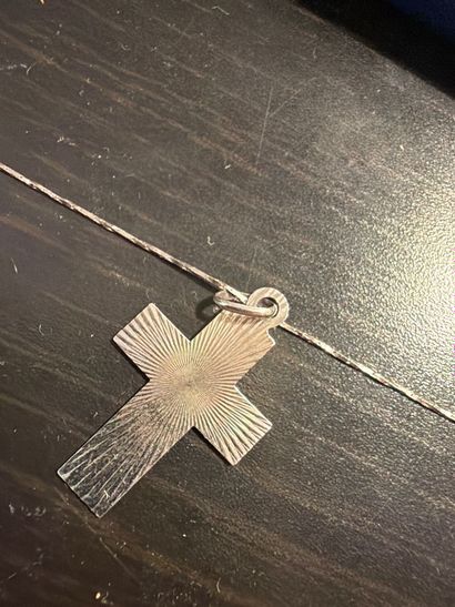 Chaîne en argent 925‰ avec pendentif formant...