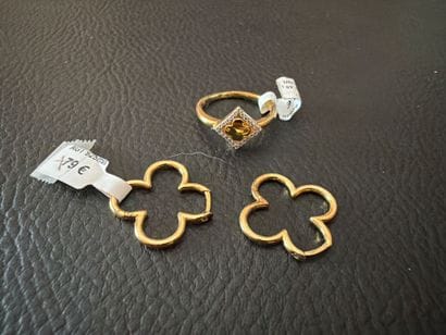 CHARLES GARNIER - Paire d’une boucle d’oreille...
