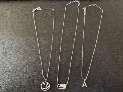 LOTUS - Lot de 3 chaînes en argent 925‰,...