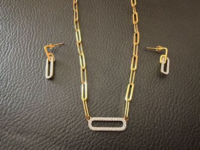 CHARLES GARNIER - Lot de bijoux comprenant...
