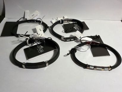 LOTUS - Lot de 4 bracelets en caoutchouc...