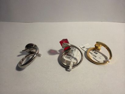 SPARK - Trois bagues en argent 925‰ et cristaux...