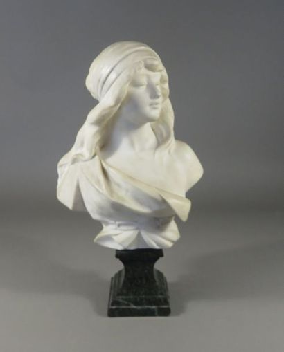 Ada CIPRIANI, né en 1904 Femme en buste Sculpture...