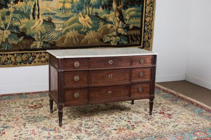 Commode en acajou moucheté, acajou et placage...