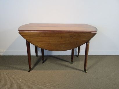 Table de salle à manger en acajou, plateau...