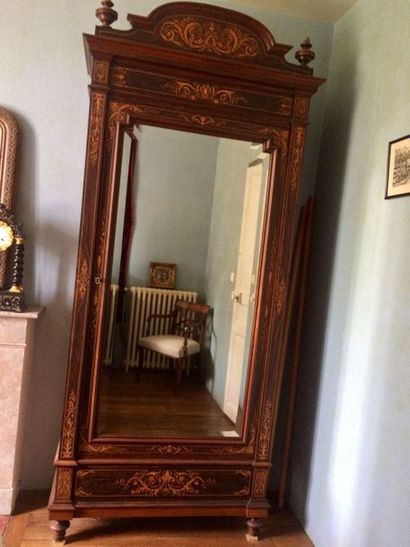 Ensemble de chambre à coucher comprenant...