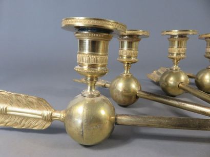 Rare paire d’appliques en bronze ciselé et...