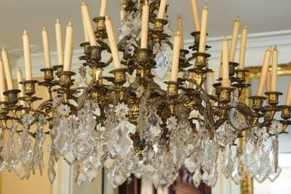 Important lustre à trente-six lumières étagées...