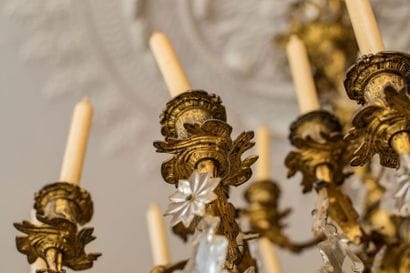 Important lustre à trente-six lumières étagées...