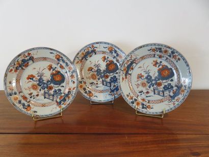 CHINE, Compagnie des Indes Suite de trois...